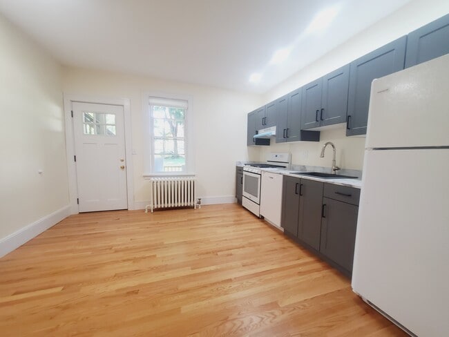 25 Holcomb Ave Unidad 1