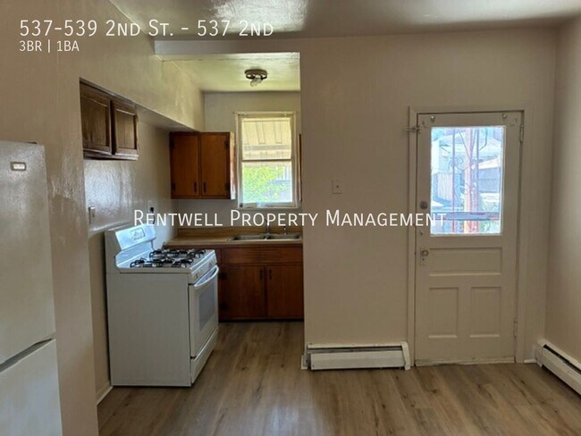 Photo - 537-539-539 2nd St Unit 537 2nd
