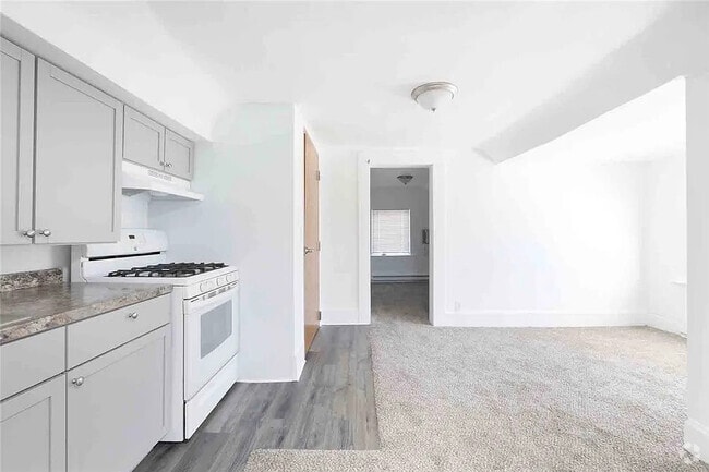 Building Photo - 1123 24th St Rental