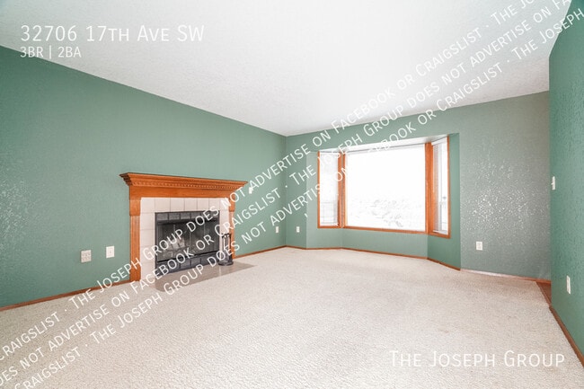 Photo - 32706 17th Ave SW