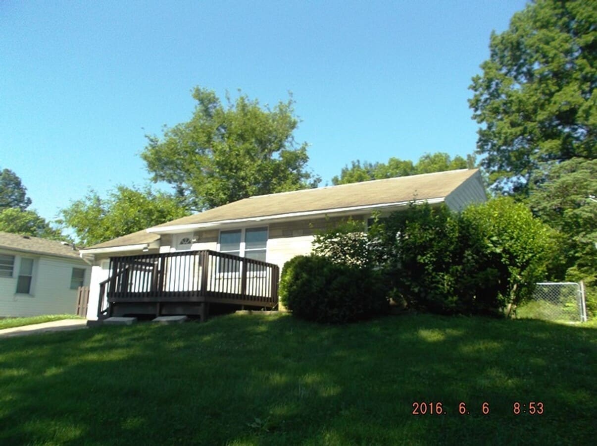 Photo - 703 N Washington St