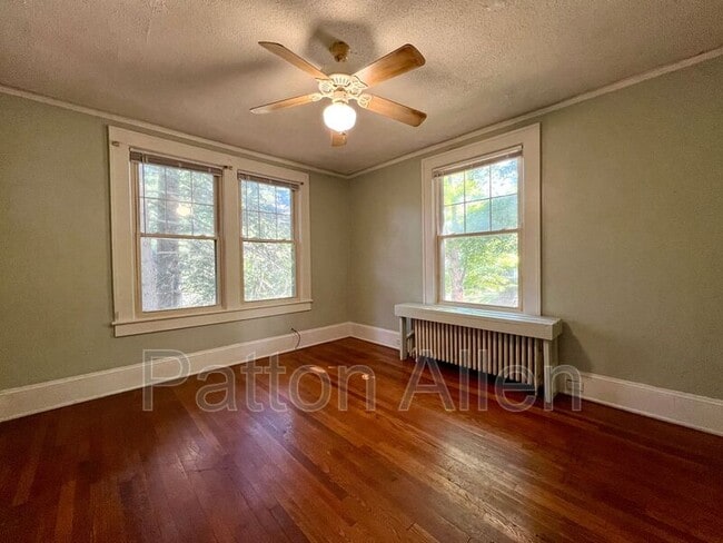 Photo - 130 Edwin Pl Unit Apt 3
