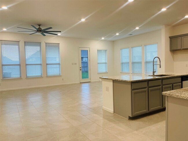 Photo - 3708 Rock Ledge Dr