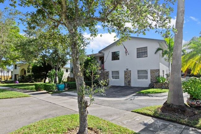Photo - Beautiful Rustic Contemporary Duplex in Cu...