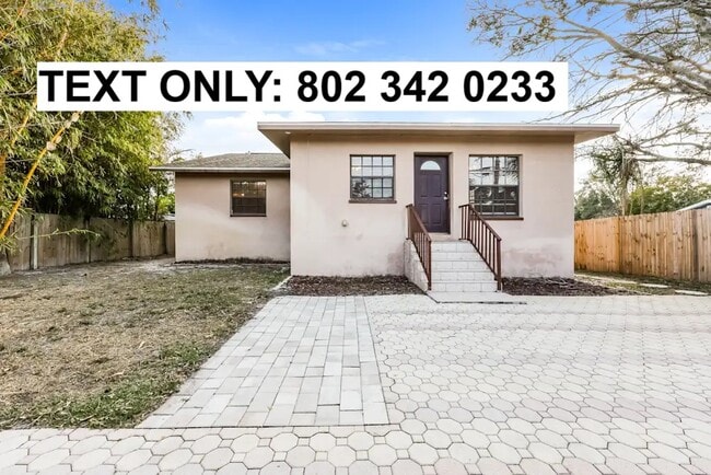 Photo - 2471 Wellington Dr