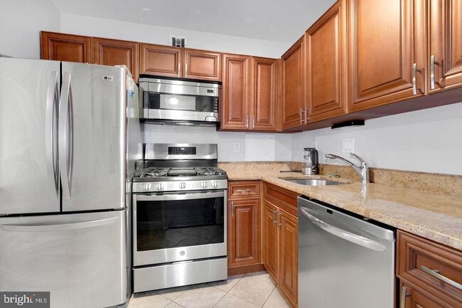 Photo - 4515 Willard Ave Unidad 2121S