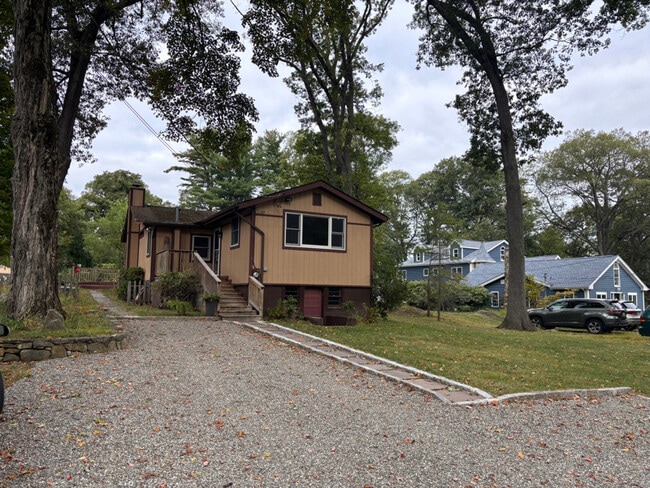 Photo - 3079 Maqua Pl