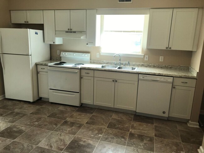 Photo - 2563B Carriage Dr Unidad 1
