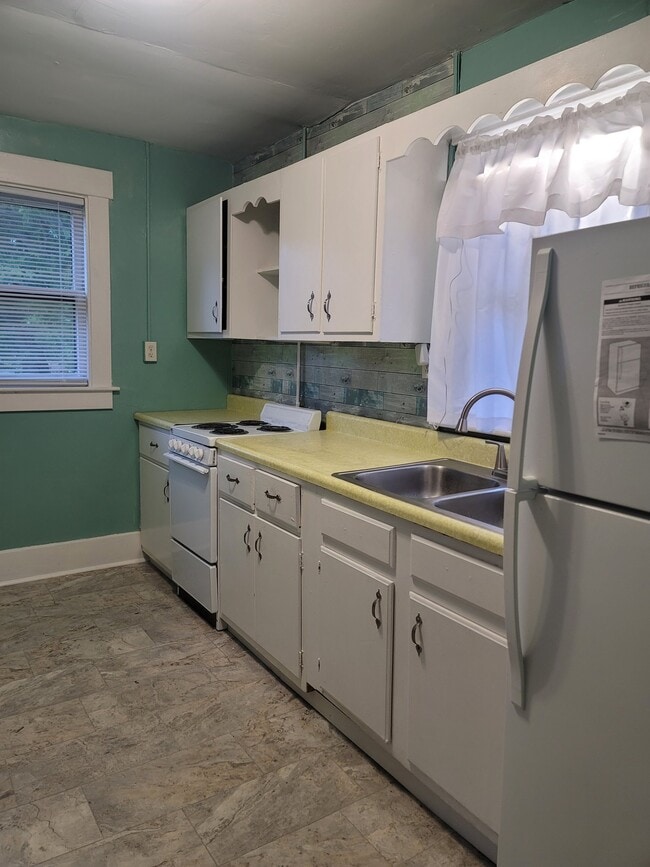 Photo - 303 N 11th St Unit Apt 2