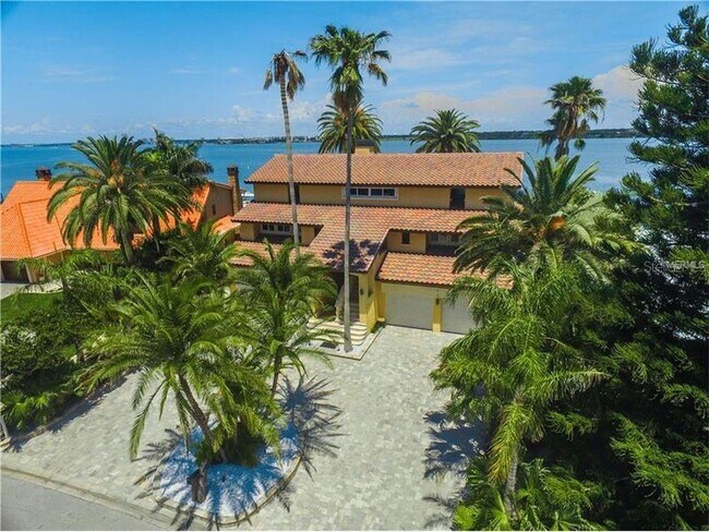 Photo - 614 Belle Isle Ave