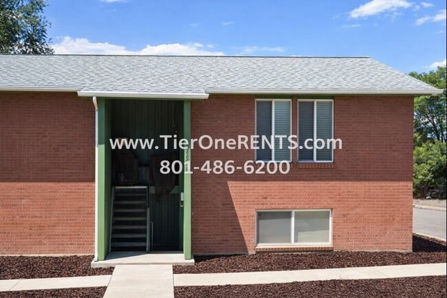 Building Photo - NO DEPOSIT option available for qualified renters! Unit A