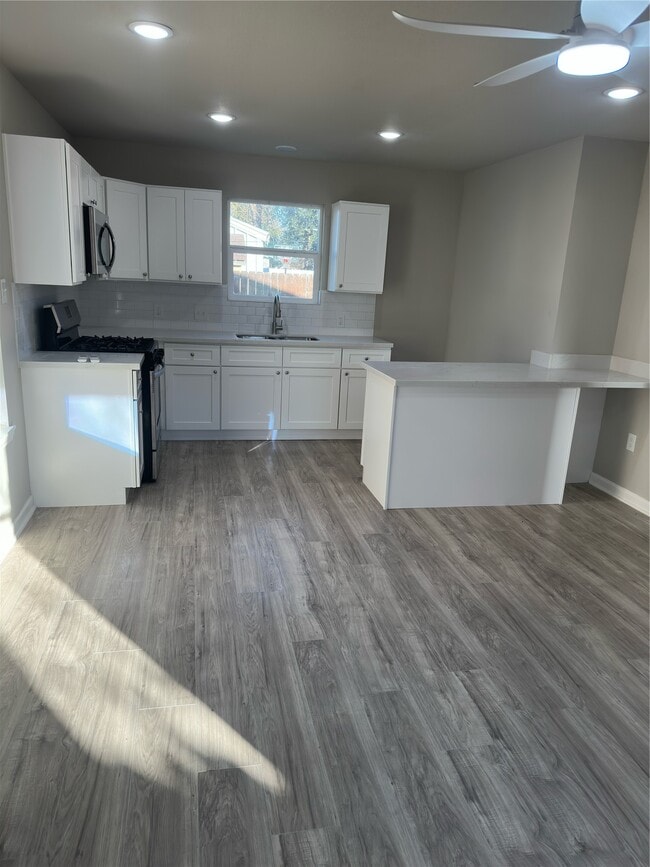 Photo - 9935 Algiers Rd