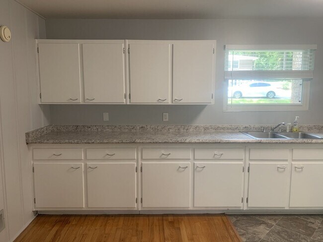 Photo - 2305 Domingo Dr House