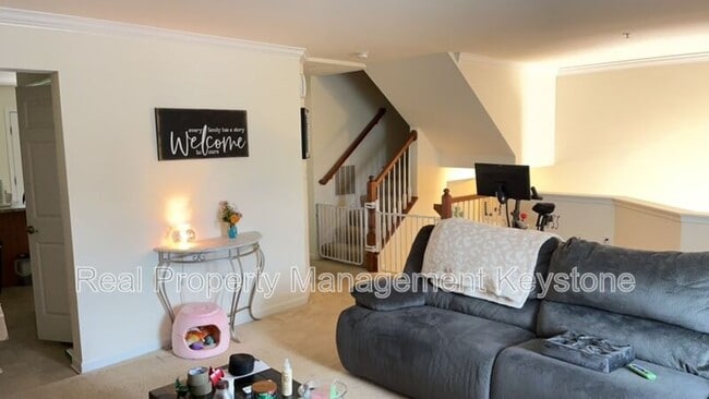 Photo - 261 Corey Dr