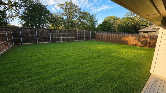 Photo - 547 Concho St