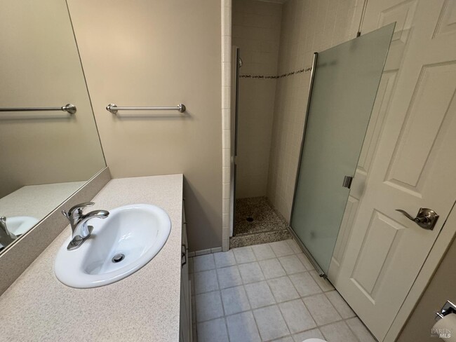 Photo - 1060 Los Gamos Rd