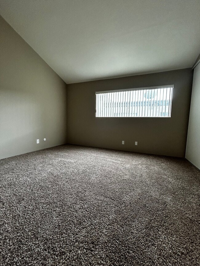 Photo - 344 S Arroyo Dr Unit E