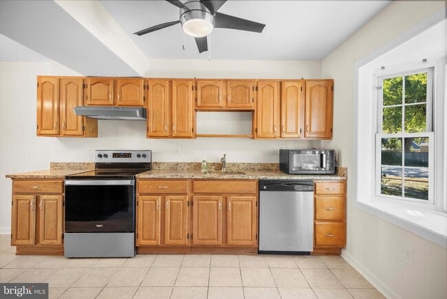 Photo - 14797 Tamarack Pl