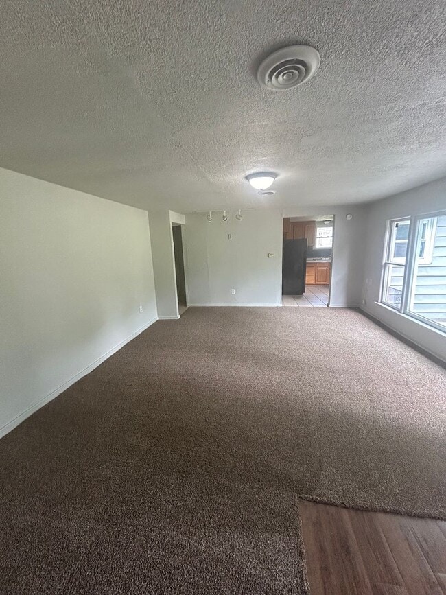 Photo - 2806 Rousseau Ave