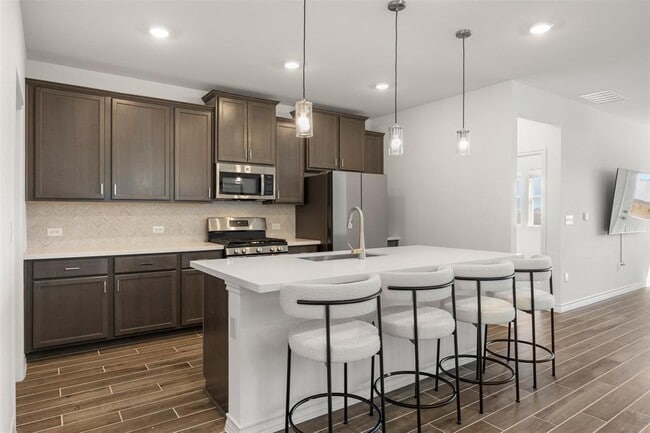 Photo - 13707 Manhattan Dr