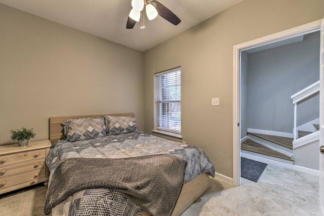 Photo - Lake Front Townhome with resort-like Views!