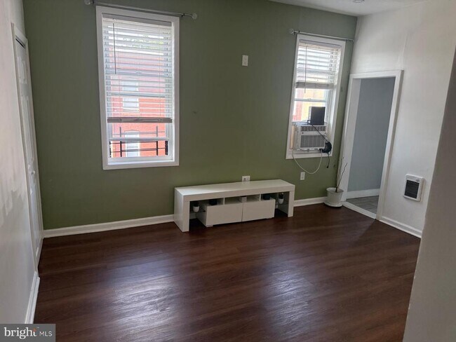 Photo - 2563 N 17th St