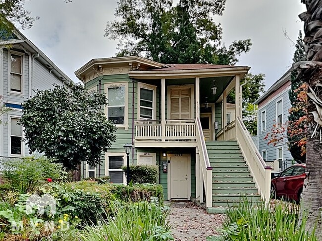 Building Photo - 409 13th St Rental