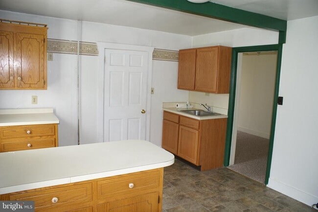 Photo - 9518 Circle Dr