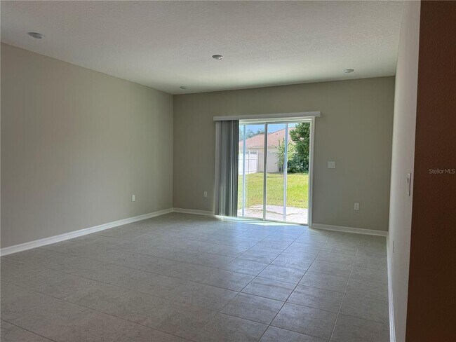 Photo - 59 Foster Ln