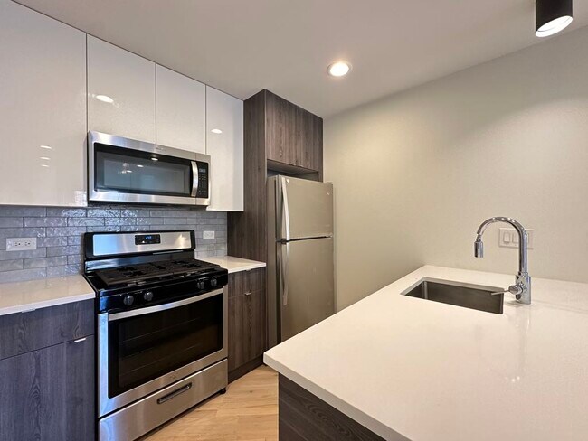 Photo - 853 W Grace St Unit 202J