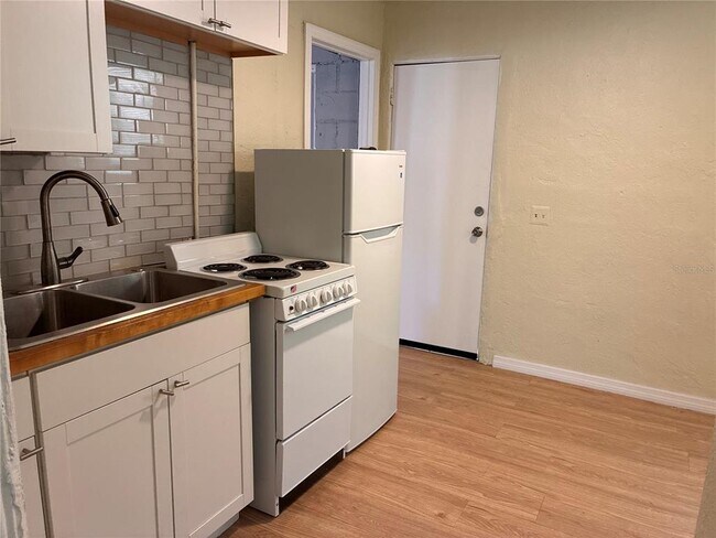 Photo - 1401 31st St S