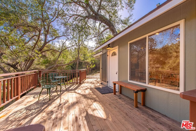 Building Photo - 800 N Topanga Canyon Blvd Rental