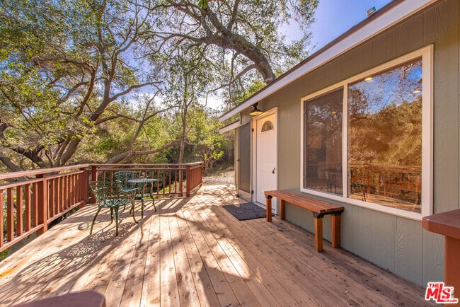 Building Photo - 800 N Topanga Canyon Blvd Rental