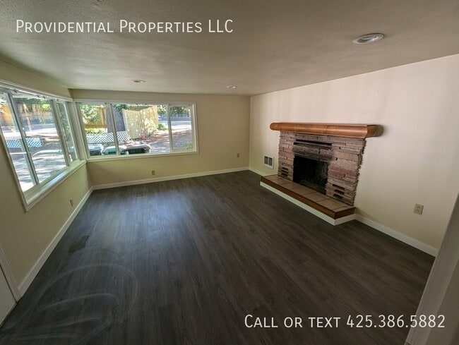 Photo - 13461 Redmond Wy