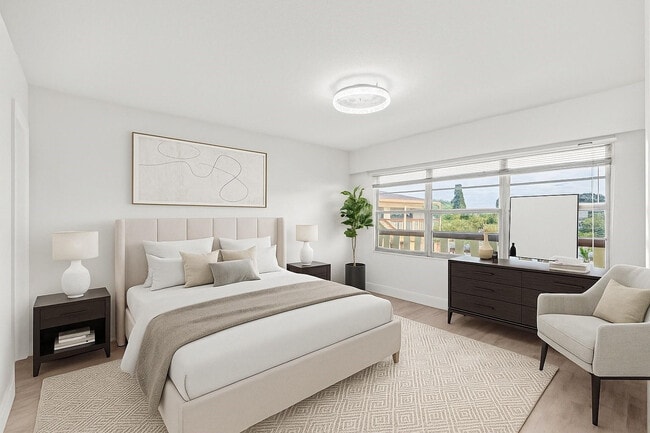 Photo - 204 Mansfield F Unit 204