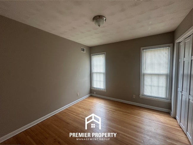 Photo - 5114 Patrick Henry Dr