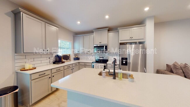 Building Photo - 12079 Calvesta St Rental