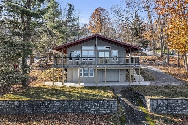 Photo - 23 Laurie Ln