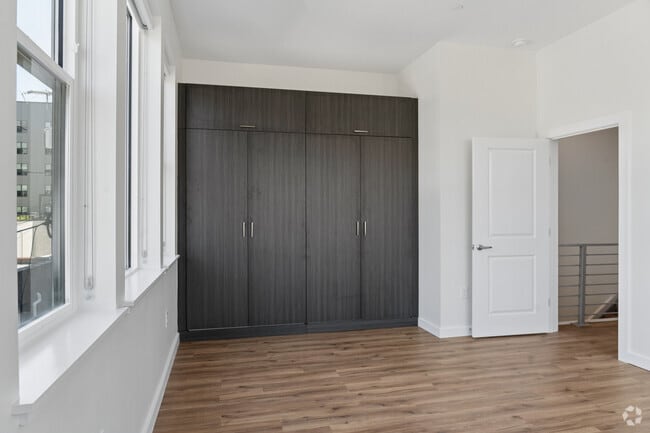 2BR, 2BA - 1,535SF - Primary Bedroom