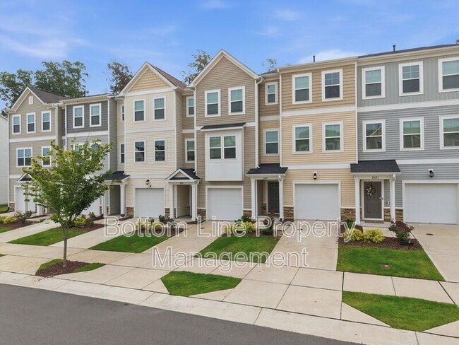 Photo - 2617 Chert Ln