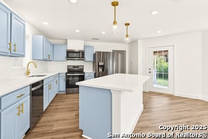 Building Photo - 1687 Fir Cir