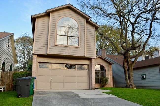 Photo - Beautifully updated move-in ready 3/2.5
