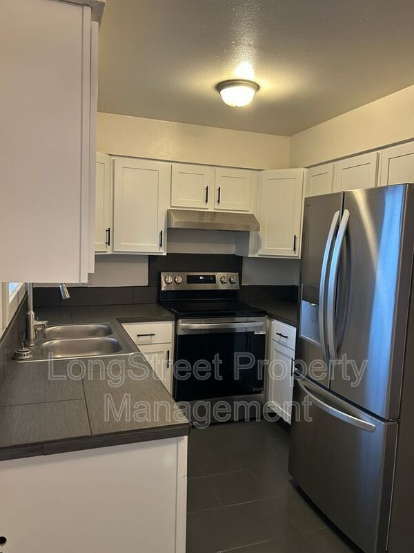 Photo - 11380 SW Greenburg Rd Unit 6