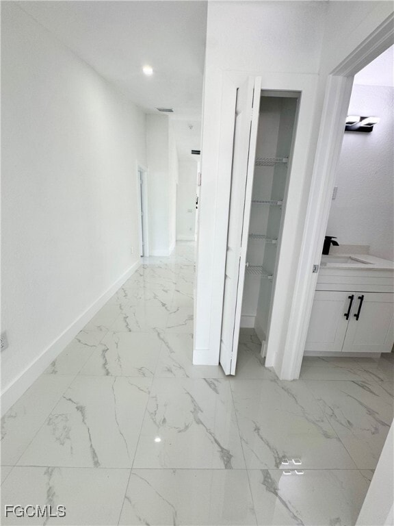 Photo - 670 Chemstrand St E