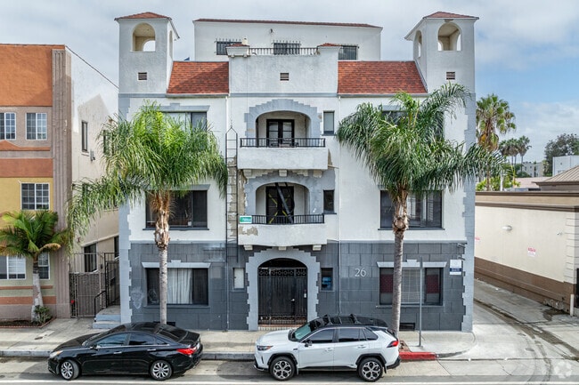 26 Alamitos Ave.