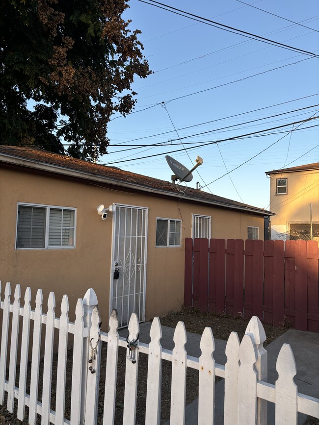 Photo - 1929 C Ave Townhome