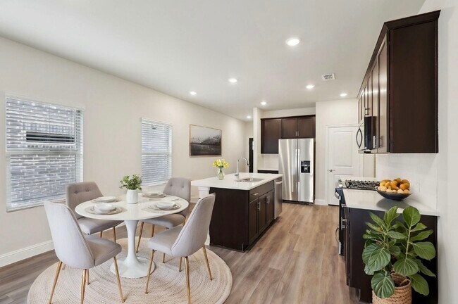 Photo - 519 Willet Dr