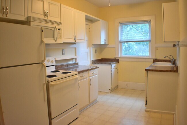 Photo - 2808 Wheat St