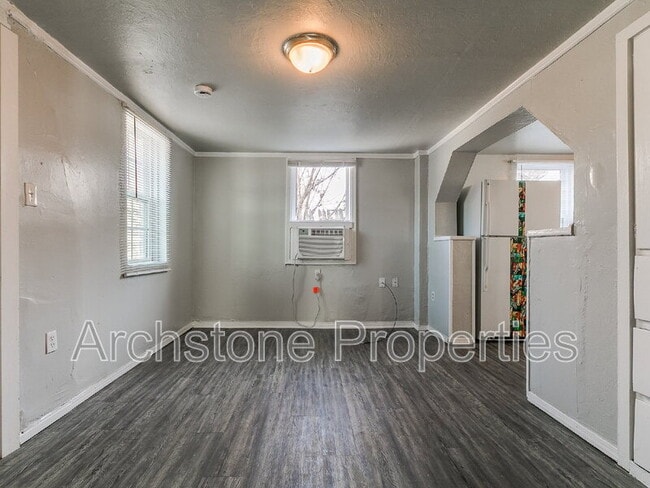 Photo - 1233 N Grand Blvd