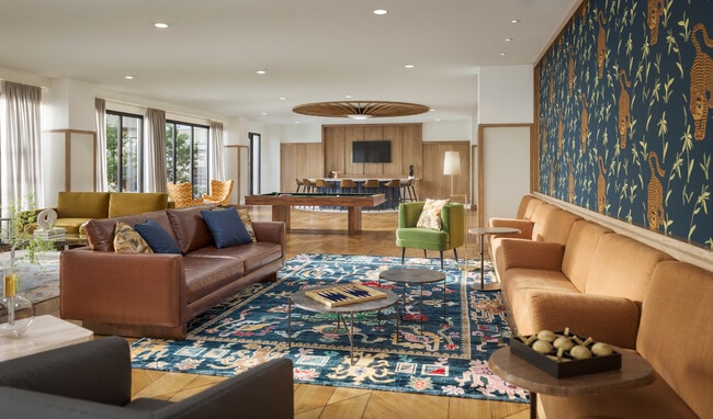 Photo - Trella Uptown